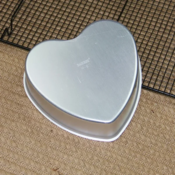 Heart-shaped anode solid bottom cake mold non-stick aluminum alloy cake mold baking tools 4/6/8 inch heart-shaped cake mold - Image 4